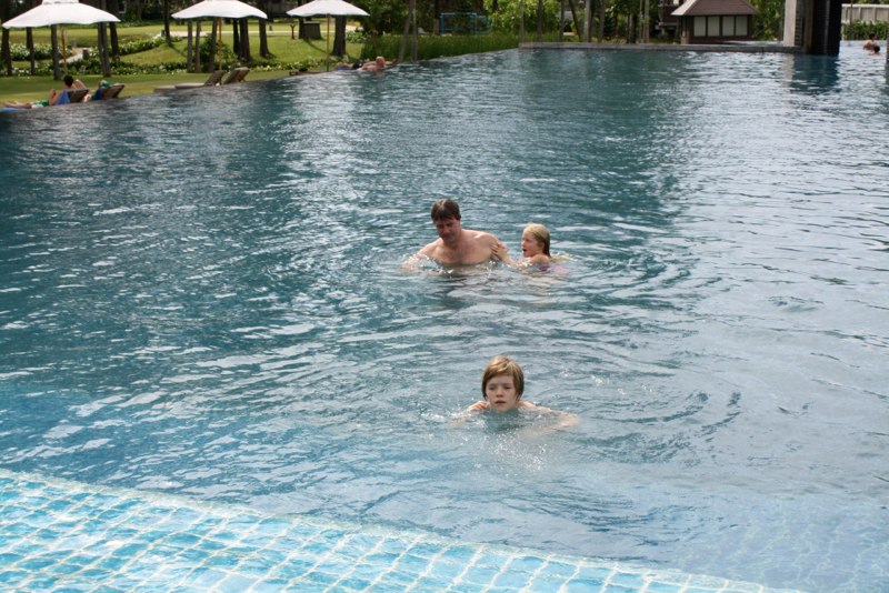 A huge pool at Sheraton krabi