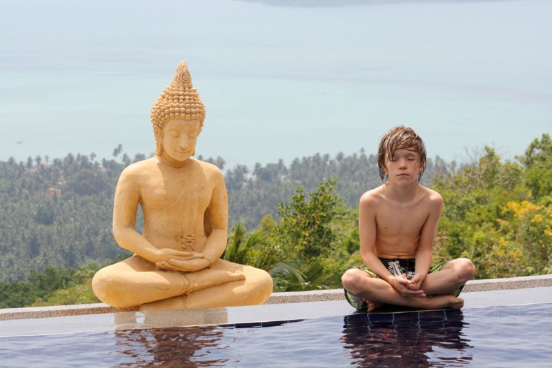 Oskar meditating