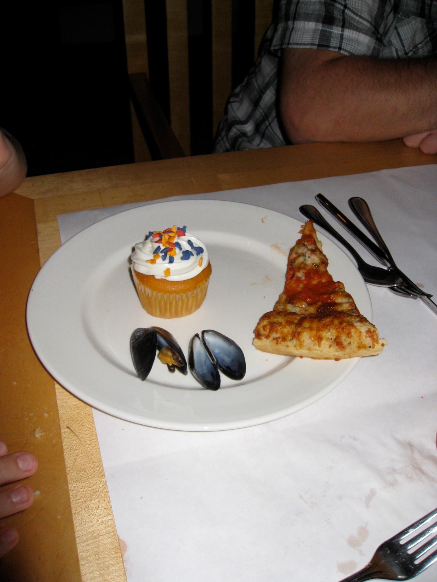 Food in Usa:
Cupcake, Pizza and Mussels!