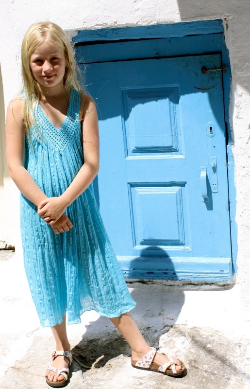 BIG Estelle and small door