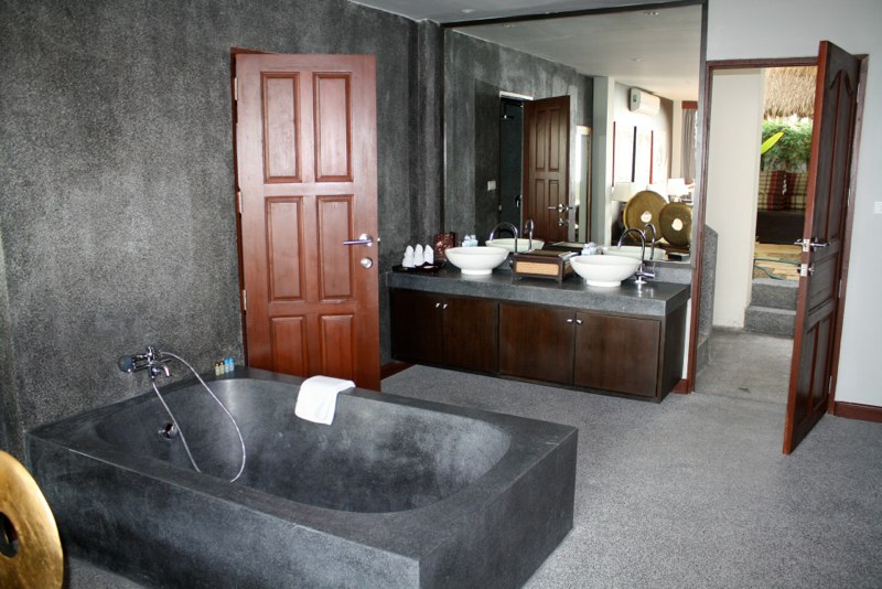 Cool bathroom