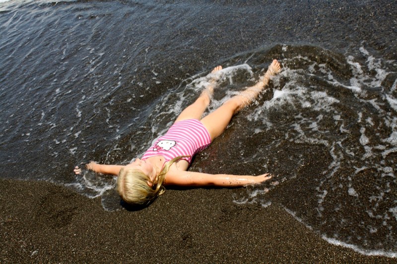 Black sand  is hot, hot