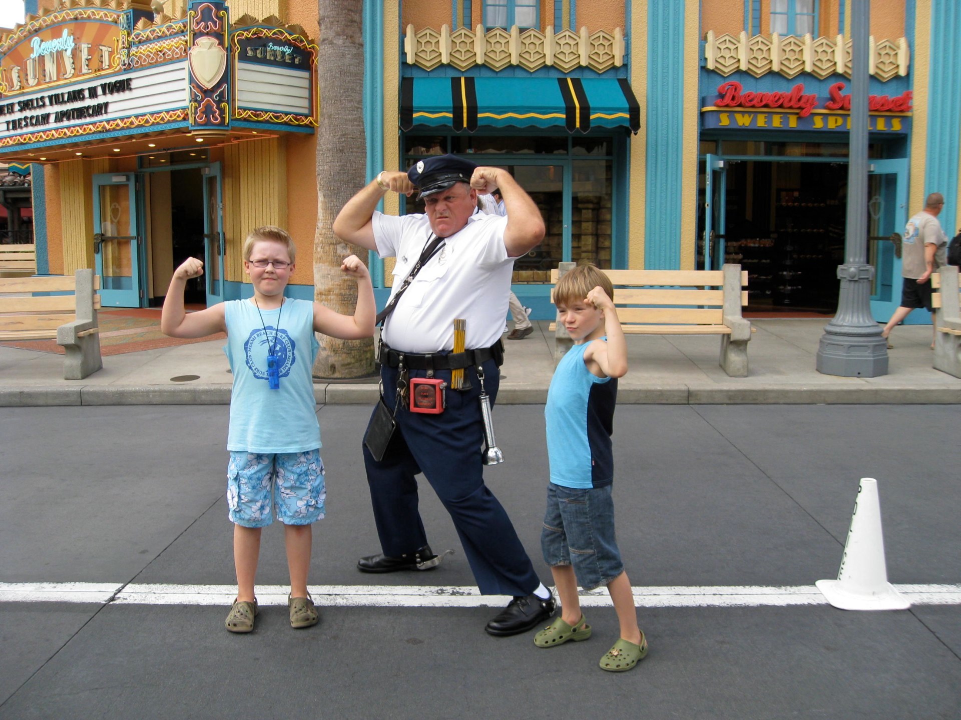 Show me the muscles!