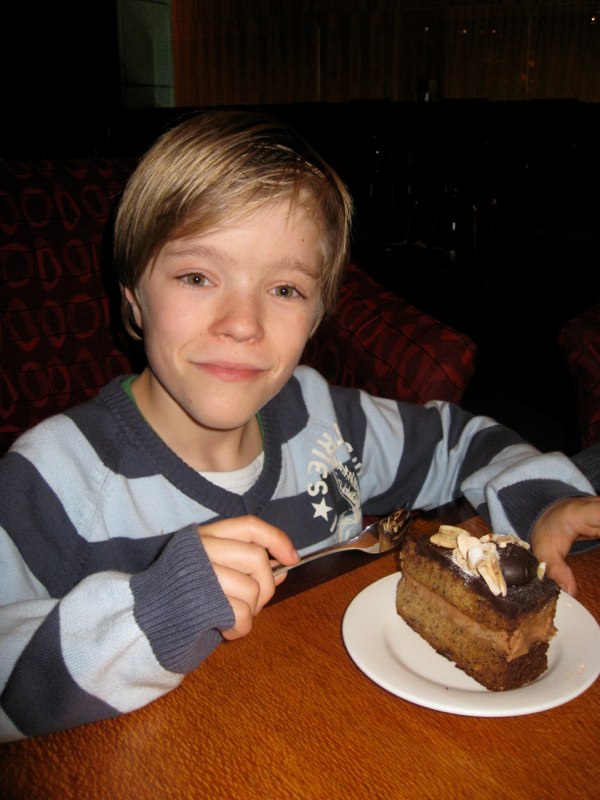 mmm cake time